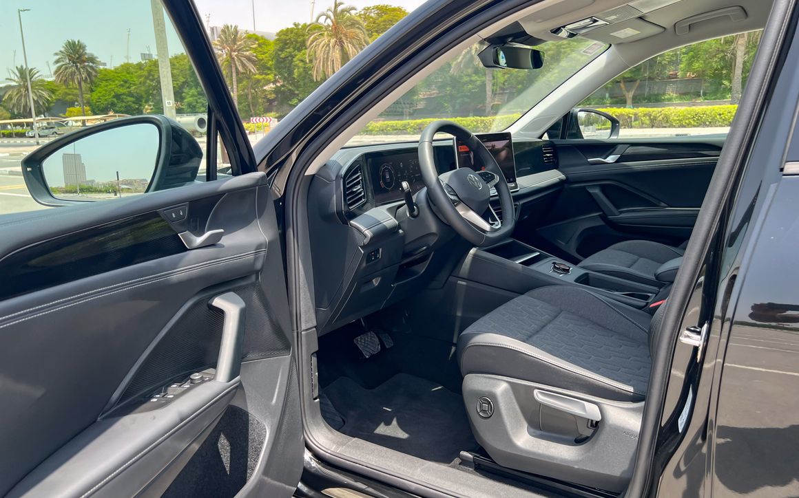 VOLKSWAGEN TIGUAN LIFE - image 5