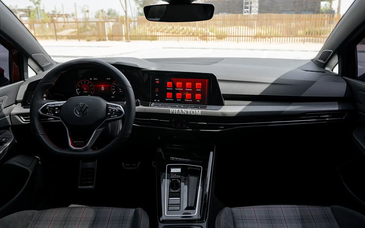 VOLKSWAGEN GOLF GTI 20L - image 6