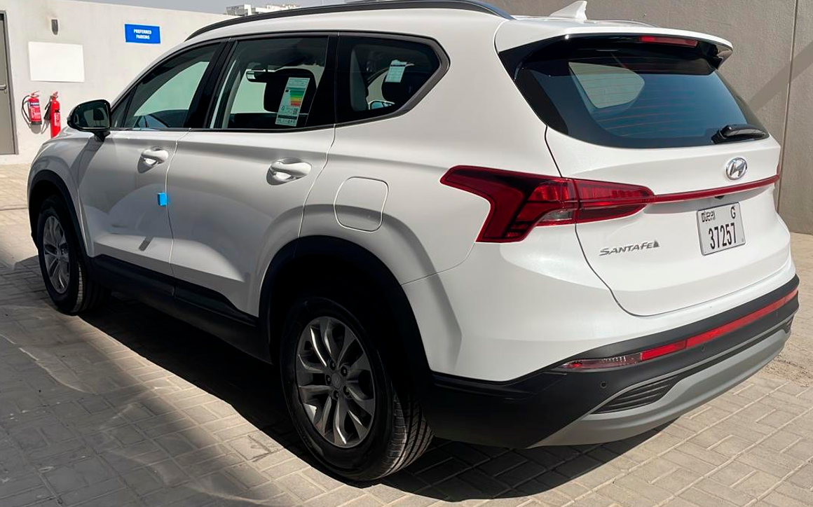 Hyundai Santa Fe - image 4