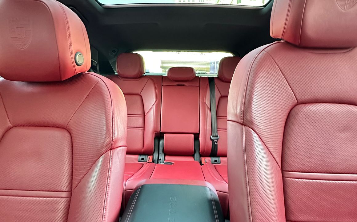 PORSCHE CAYENNE - image 5