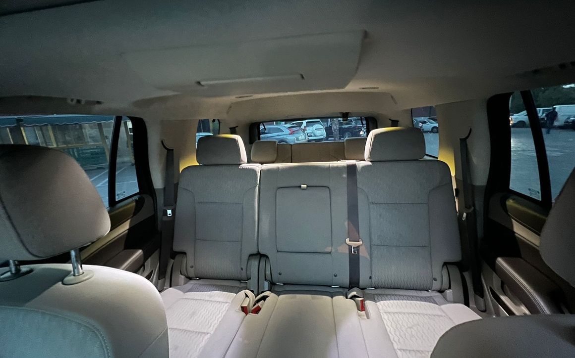 CHEVROLET Tahoe - image 6