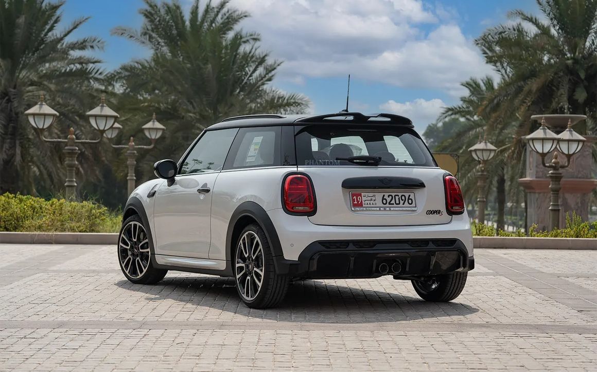 Mini COOPER S - image 4