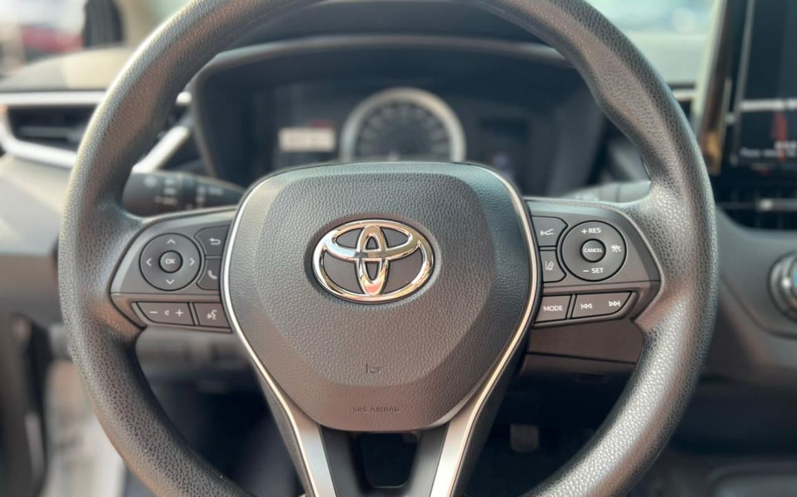 TOYOTA COROLLA - image 4