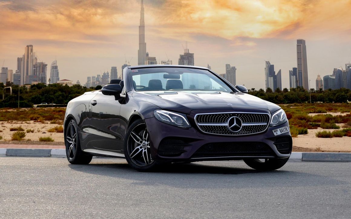 Mercedes Benz E450 Convertible Maroon - image 4