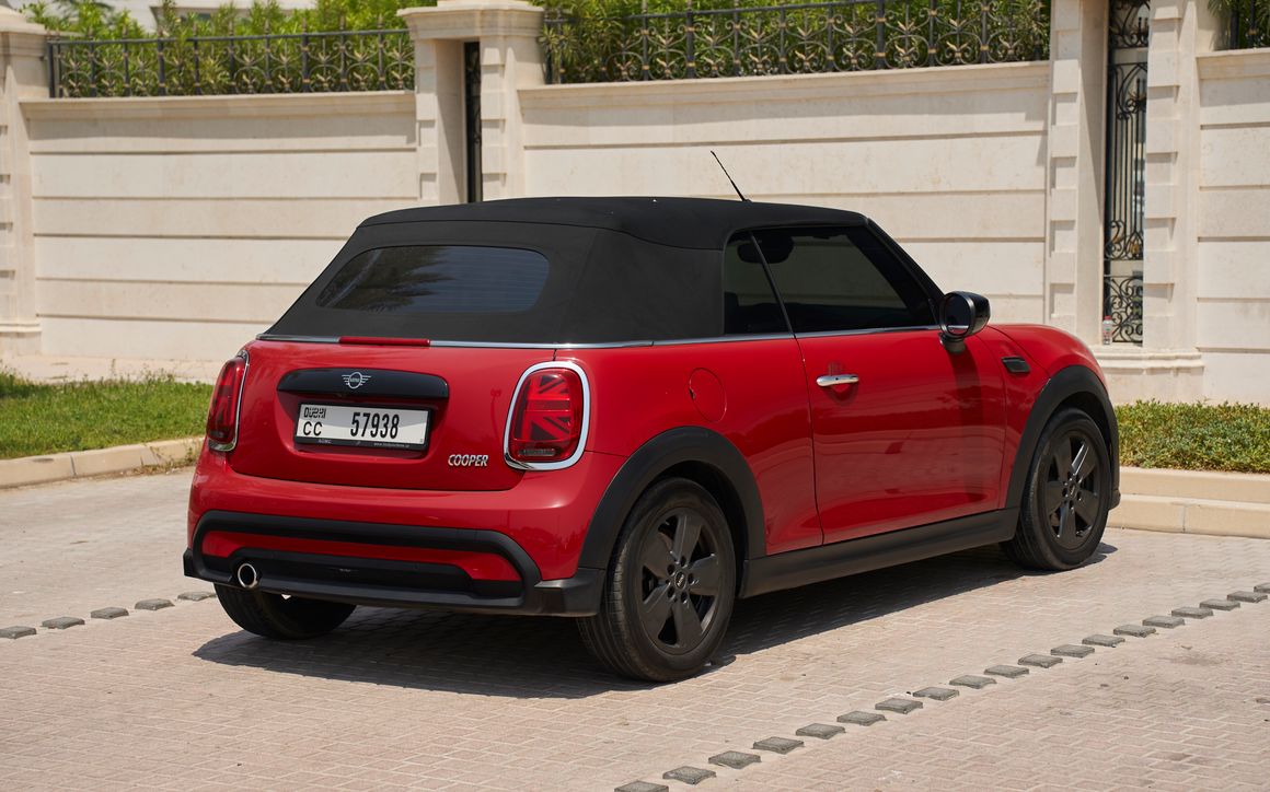 Mini Cooper - image 6