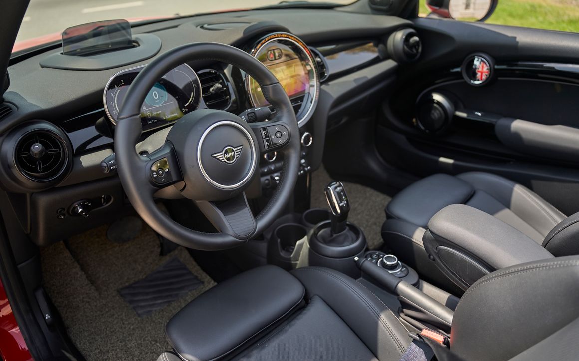 Mini Cooper - image 7