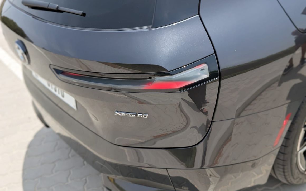 BMW IX - image 5