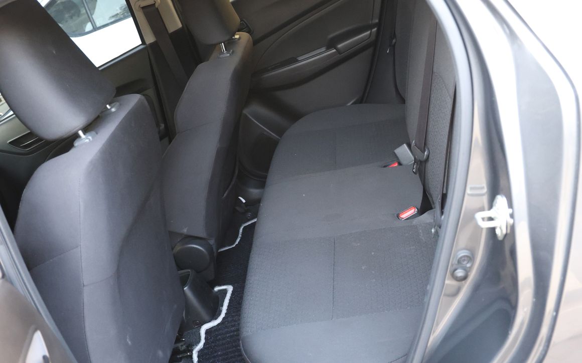 SUZUKI SWIFT - image 12