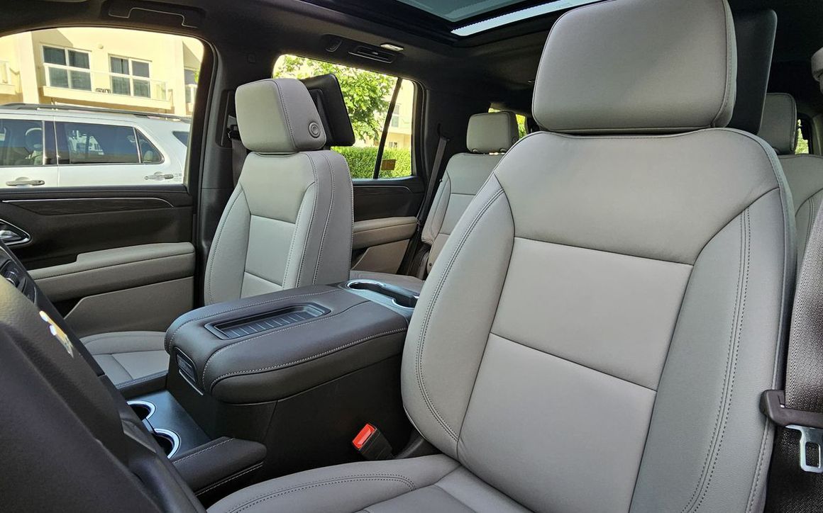CHEVROLET TAHOE - image 9
