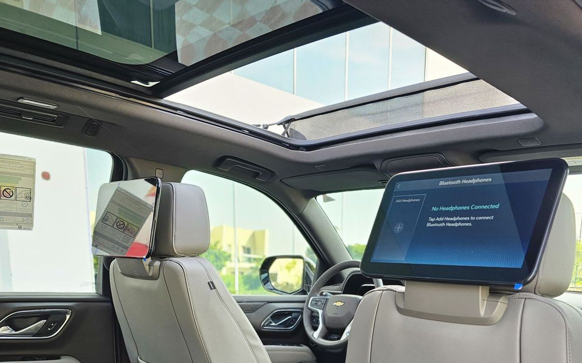 CHEVROLET TAHOE - image 11