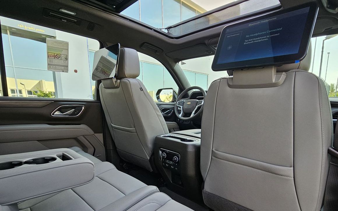 CHEVROLET TAHOE - image 10