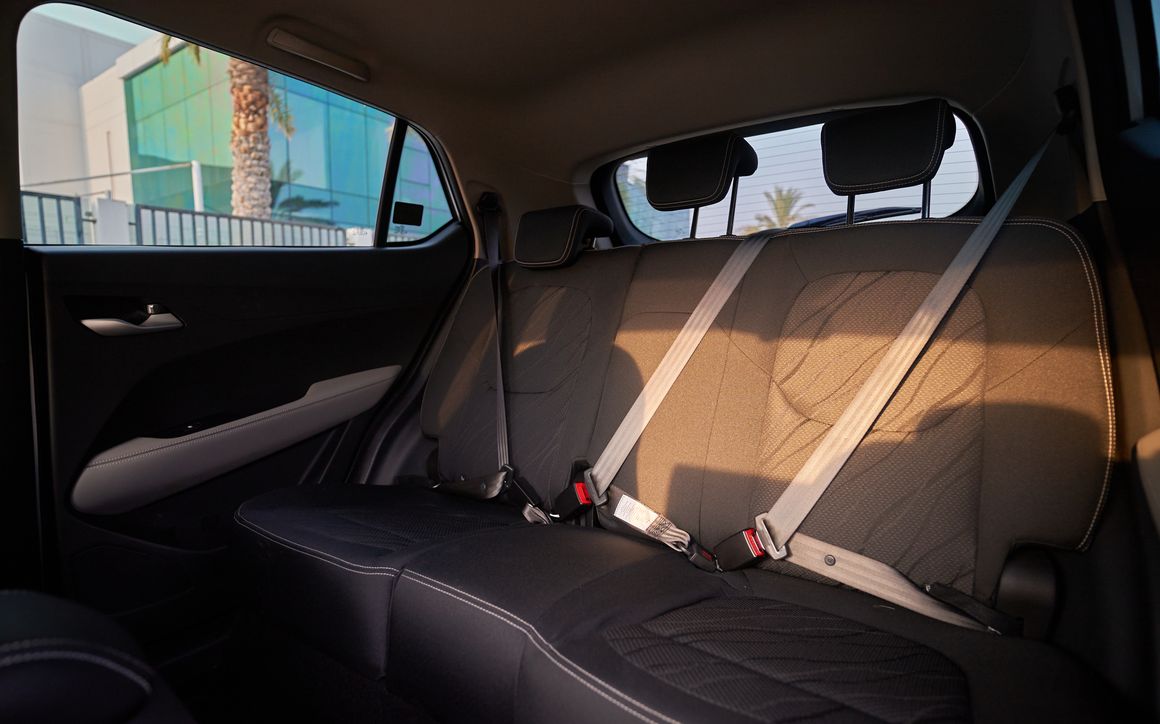 CHEVROLET GROOVE - image 6