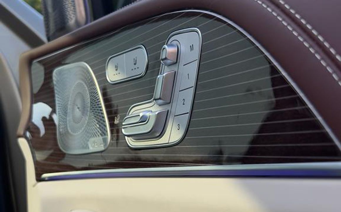 MERCEDES GLS 600 - image 16