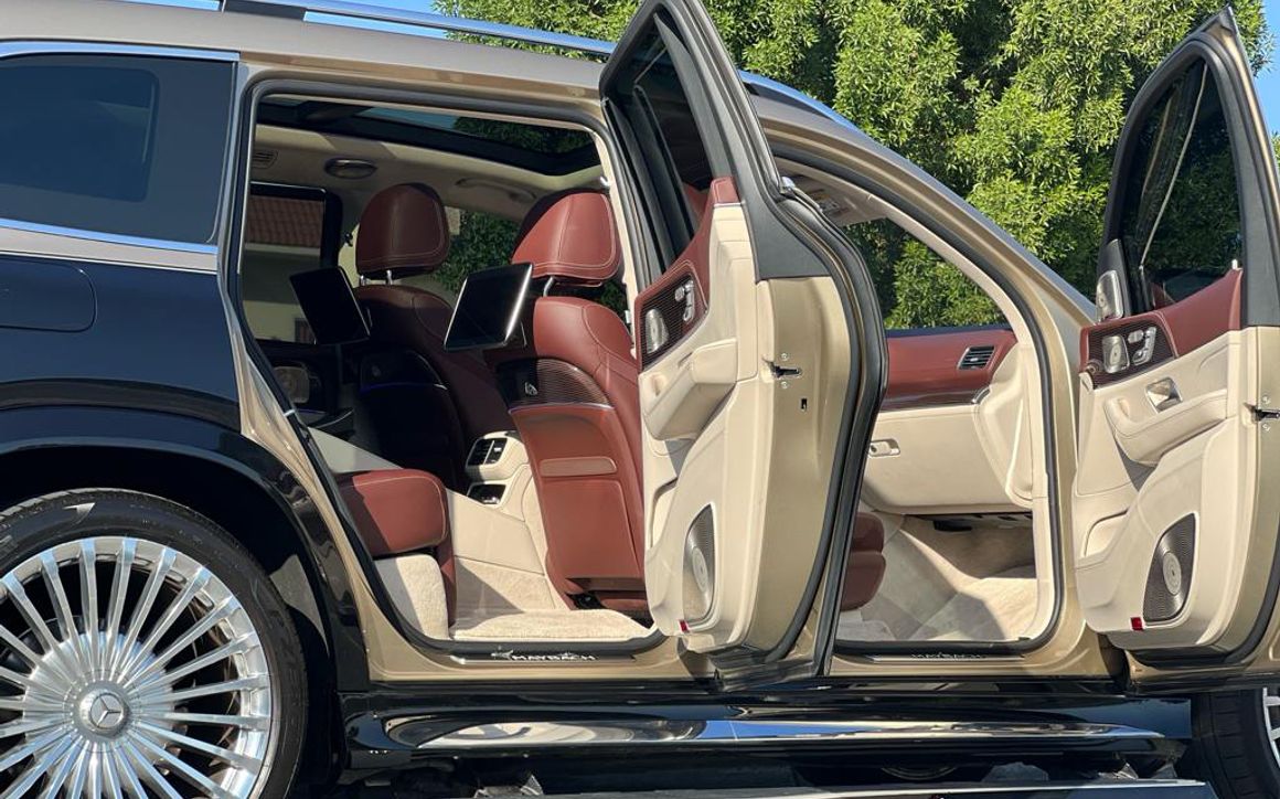 MERCEDES GLS 600 - image 8