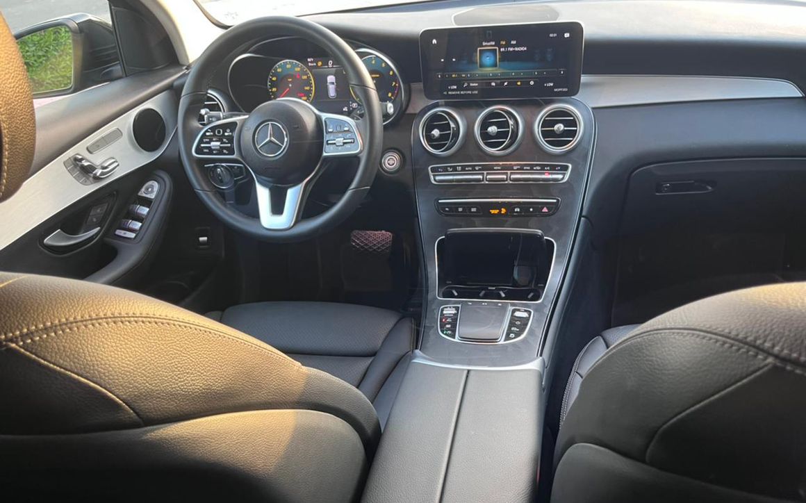 Mercedes GLC300 - image 8