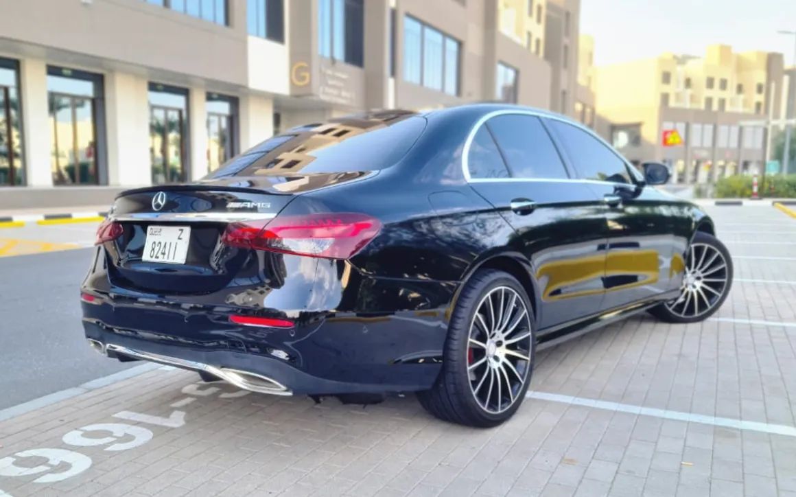 MERCEDES E250 - image 4