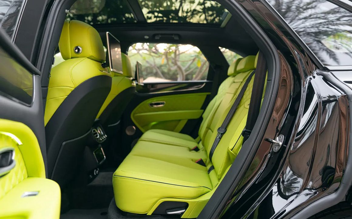 Bentley BENTAYGA - image 13