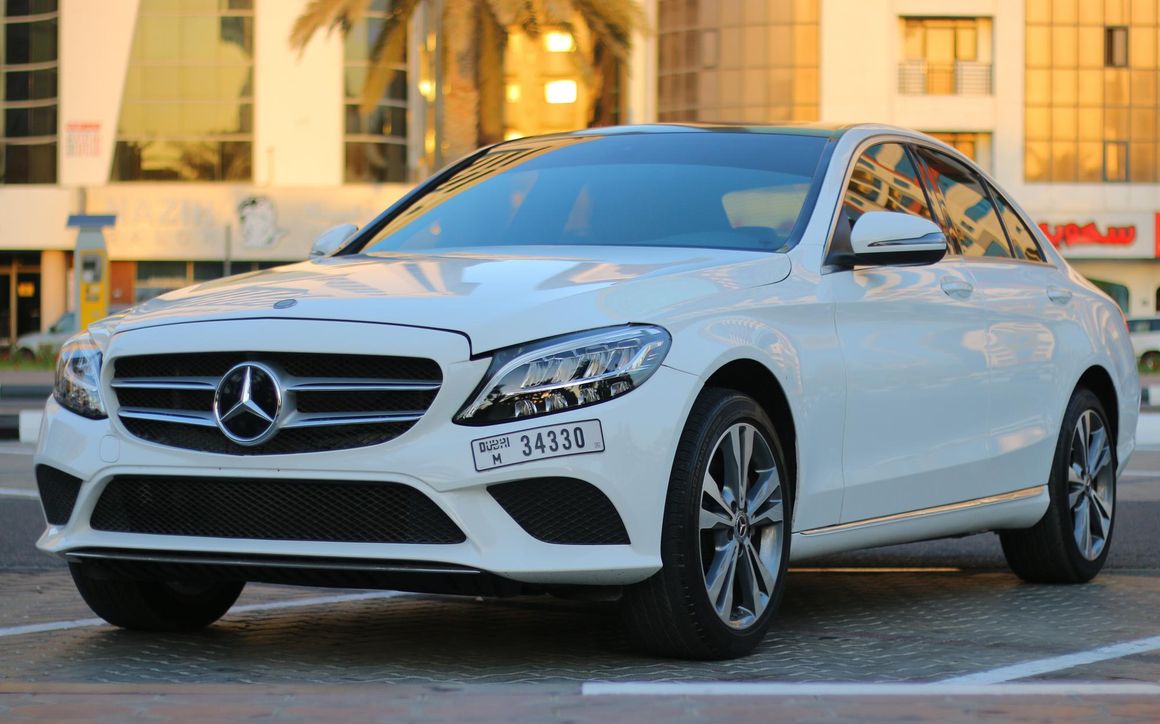 MERCEDES C300 - image 1
