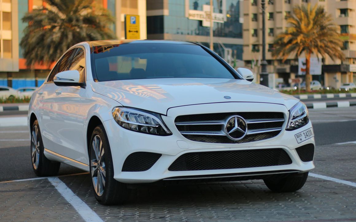 MERCEDES C300 - image 4