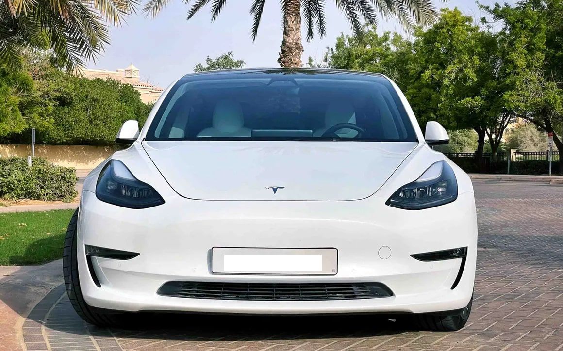 TESLA MODEL 3 STANDARD - image 2