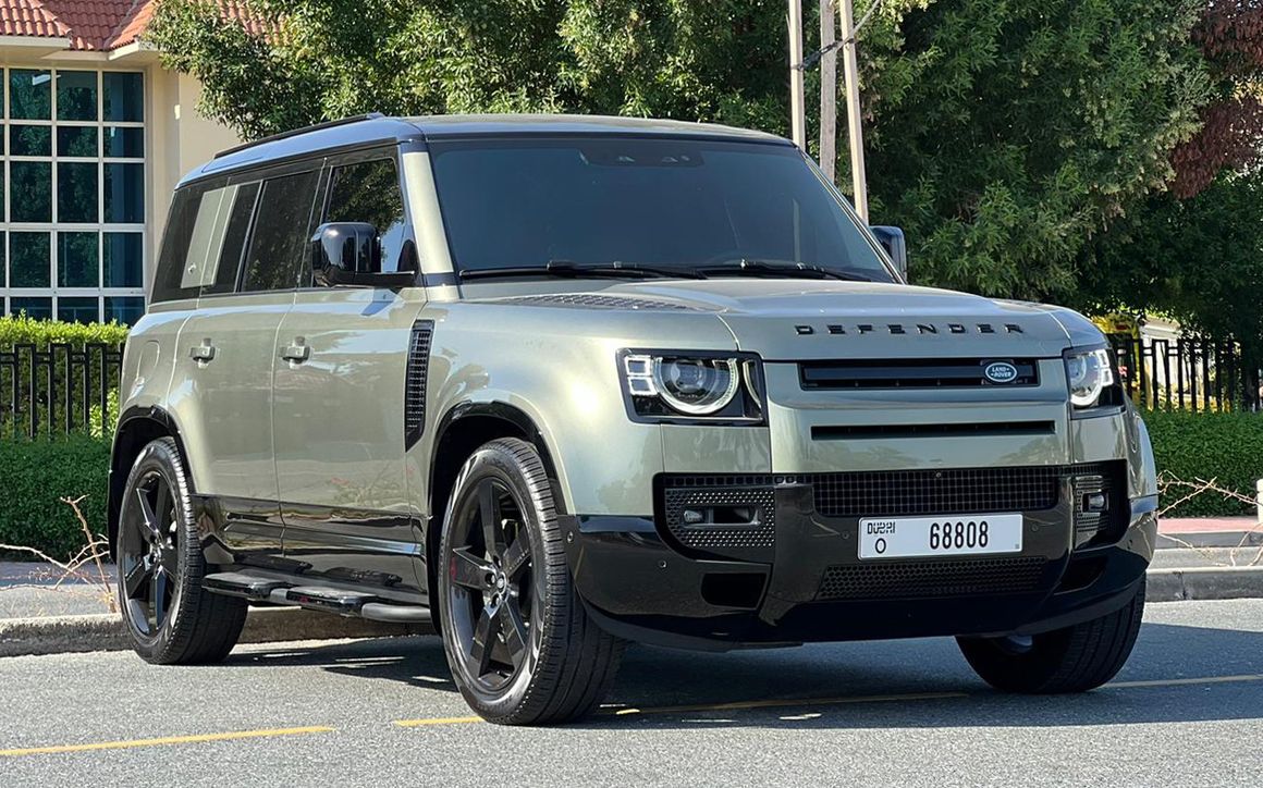 LAND ROVER DEFENDER - image 3
