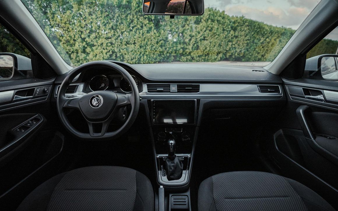 VOLKSWAGEN BORA - image 7