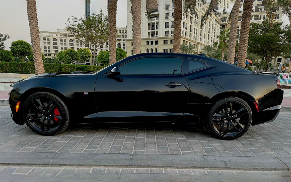 Chevrolet Camaro - image 2