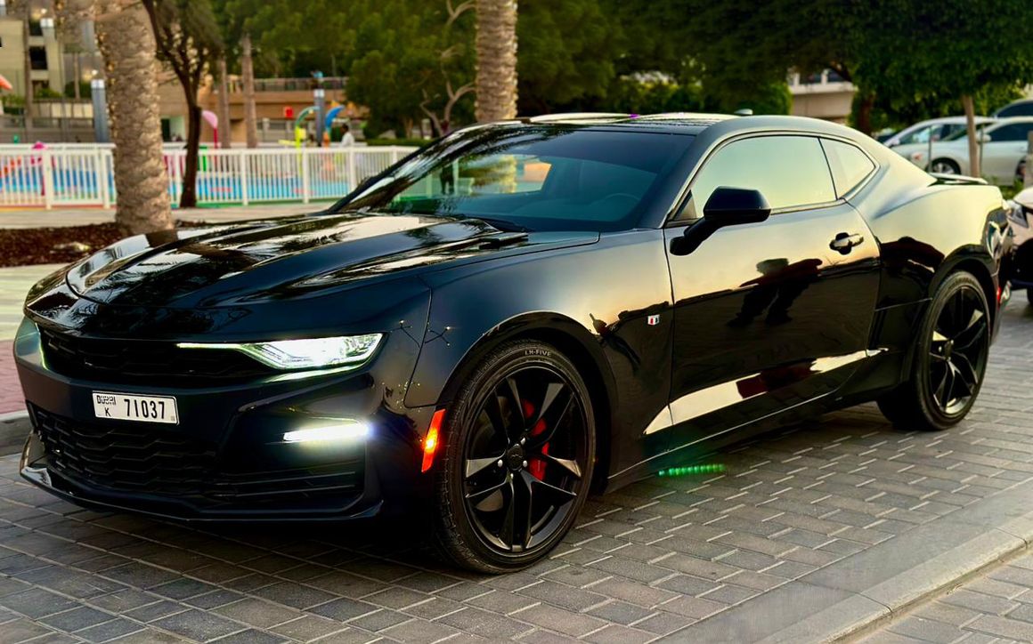 Chevrolet Camaro - image 1