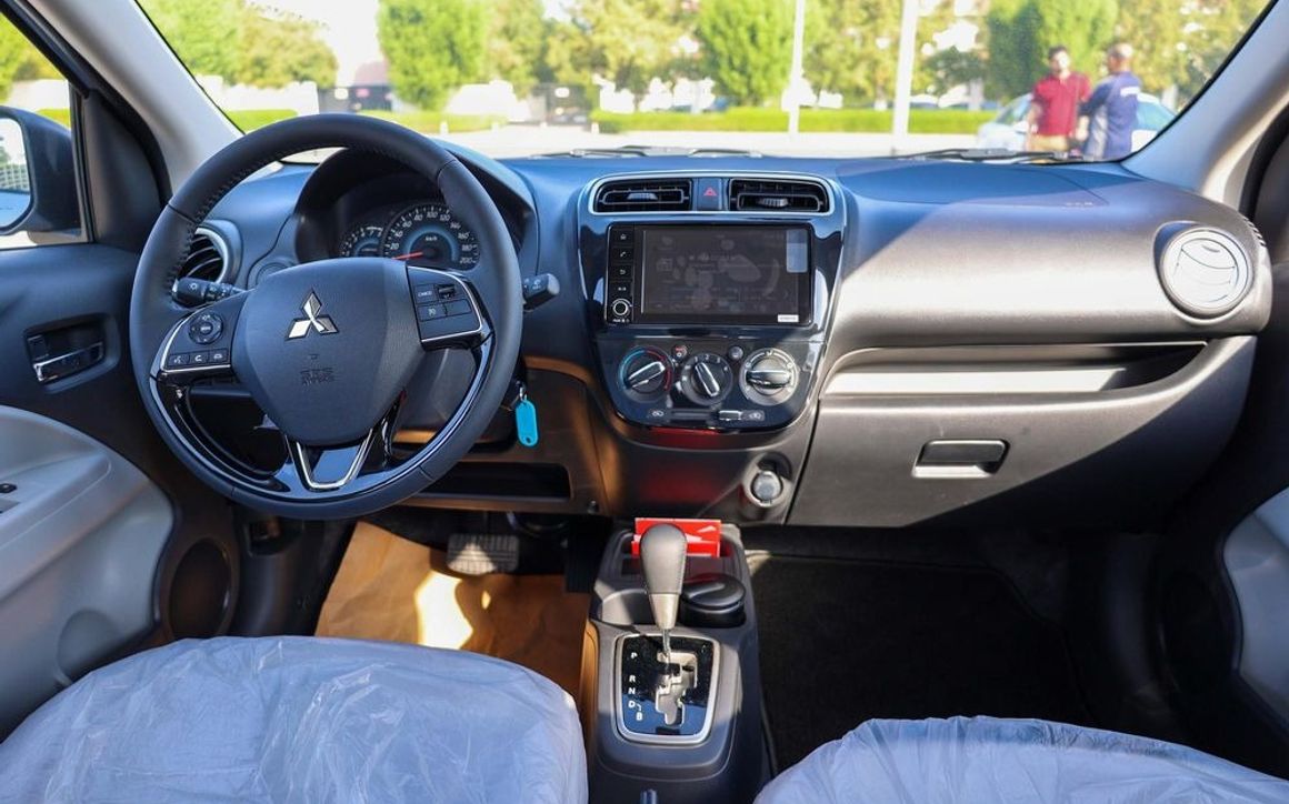 Mitsubishi Attrage STD - image 12