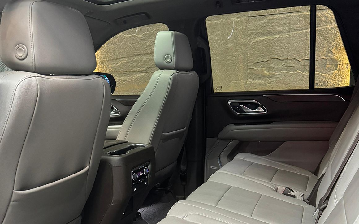 CHEVROLET TAHOE - image 7