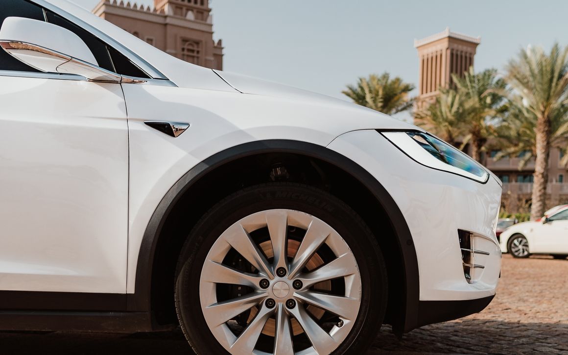 Tesla Model X - image 5