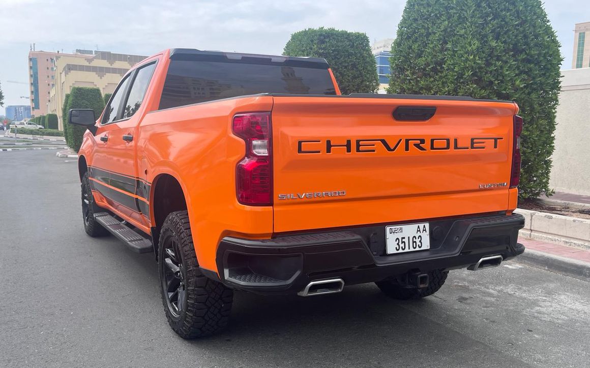 Chevrolet Silverado 1500 - image 5