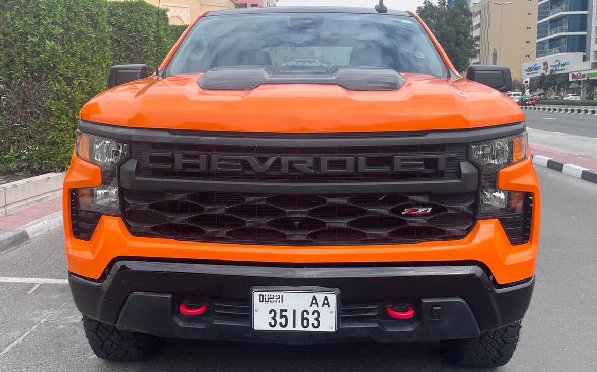 Chevrolet Silverado 1500 - image 2