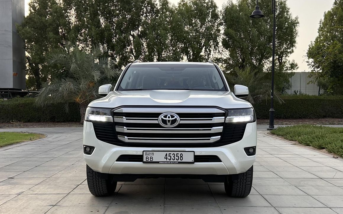 Toyota Land Cruiser - image 3