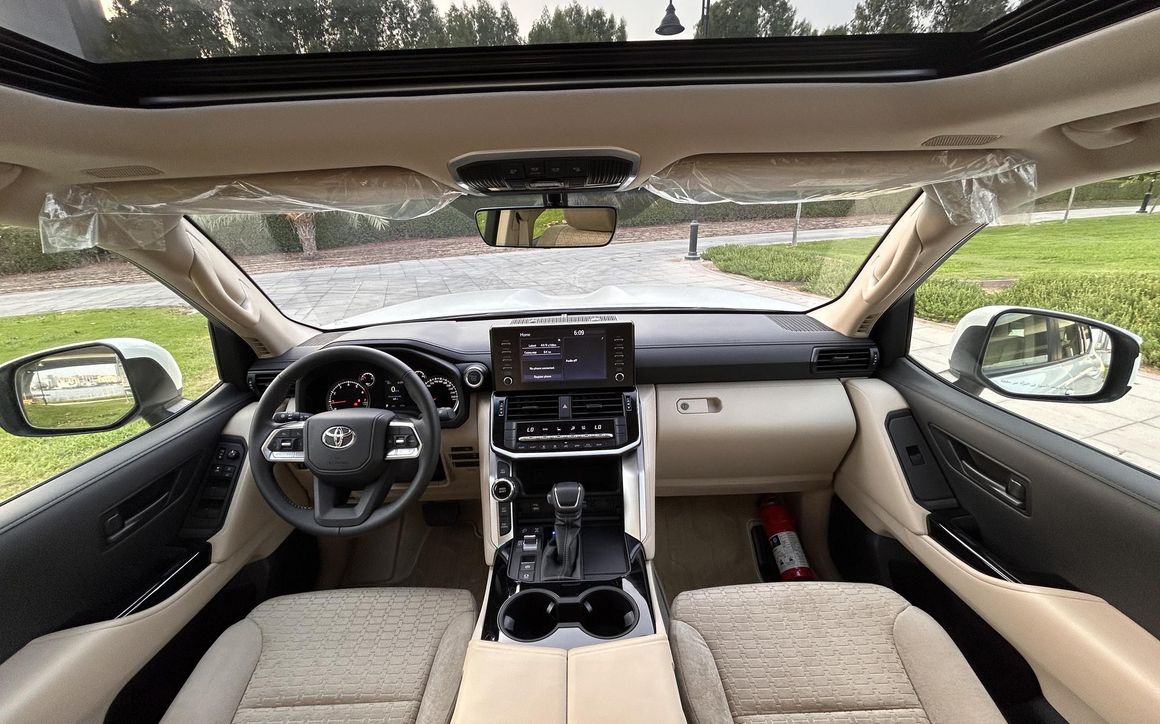 Toyota Land Cruiser - image 7