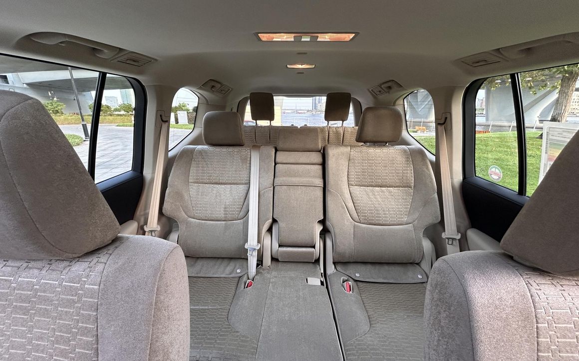 Toyota Land Cruiser - image 9