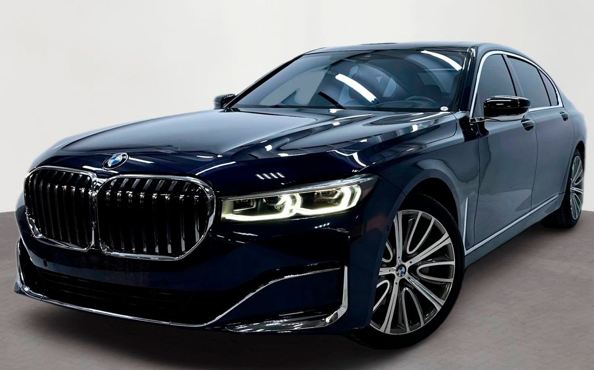 BMW 730Li - image 1