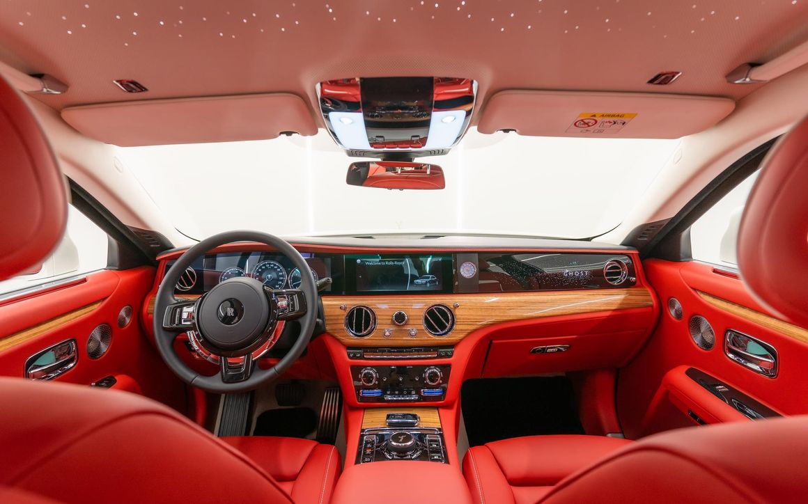 Rolls Royce  GHOST - image 8
