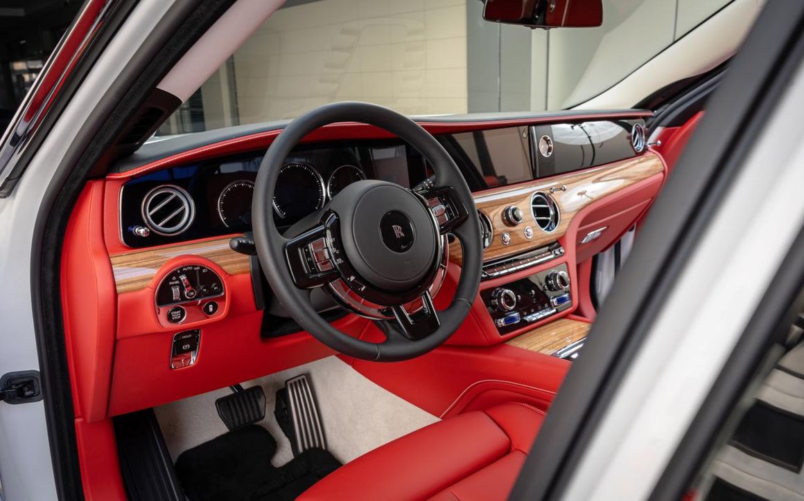 Rolls Royce  GHOST - image 9