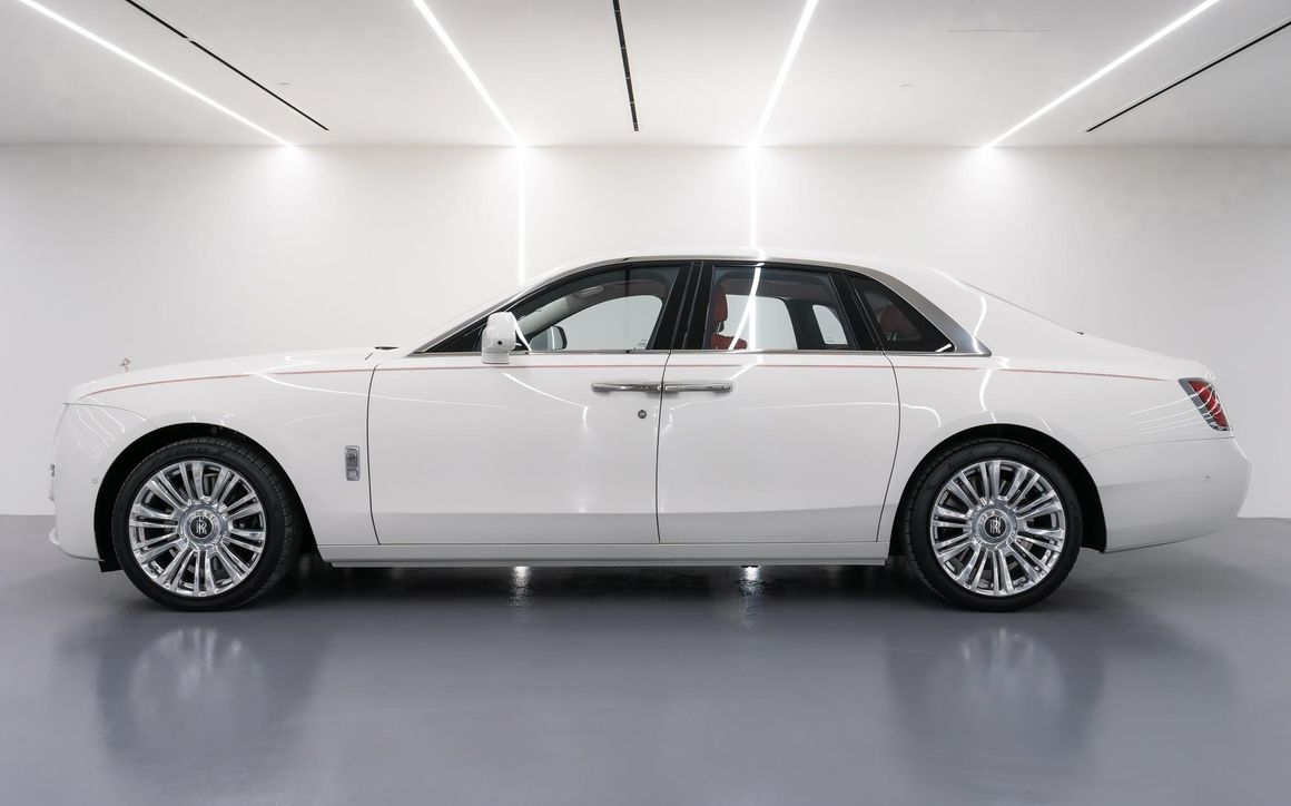 Rolls Royce  GHOST - image 6