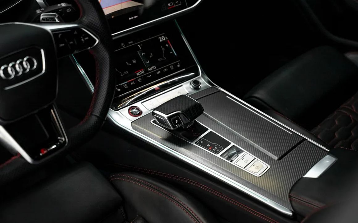 AUDI RS6 - image 14