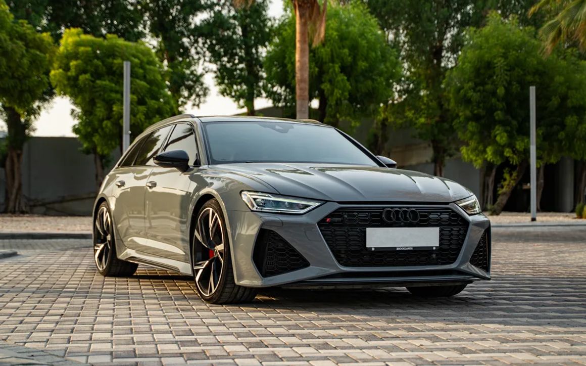 AUDI RS6 - image 4