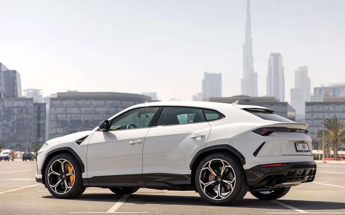 Lamborghini Urus - image 6