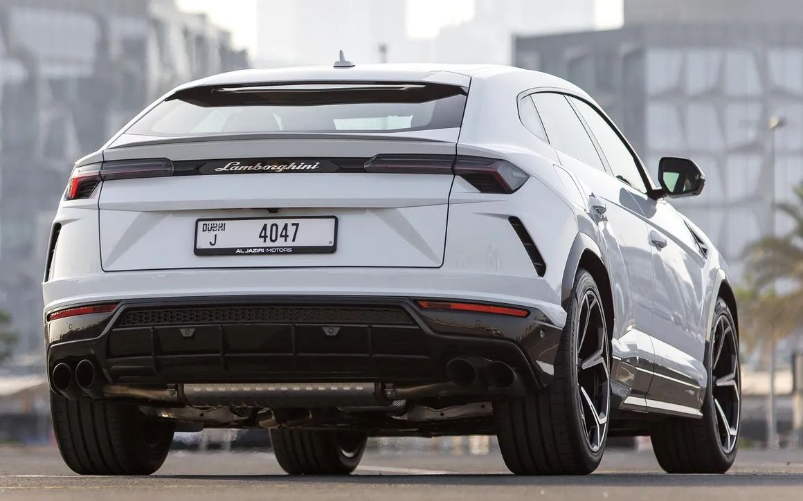 Lamborghini Urus - image 7