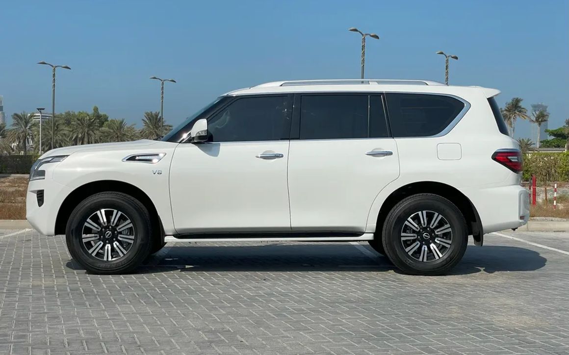 Nissan Patrol - image 2