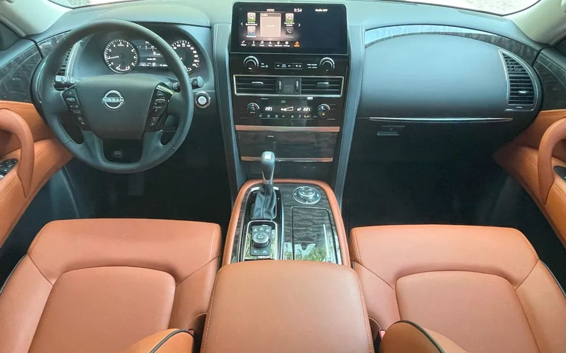 Nissan Patrol - image 7