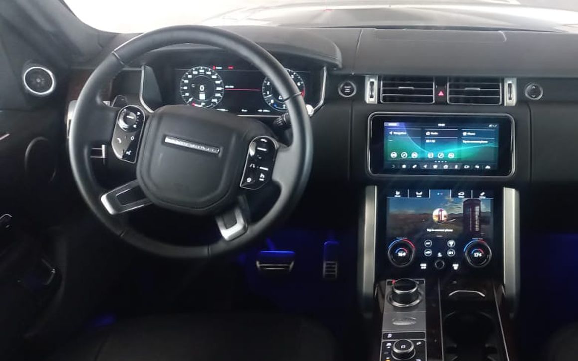 RANGE ROVER VOGUE - image 7