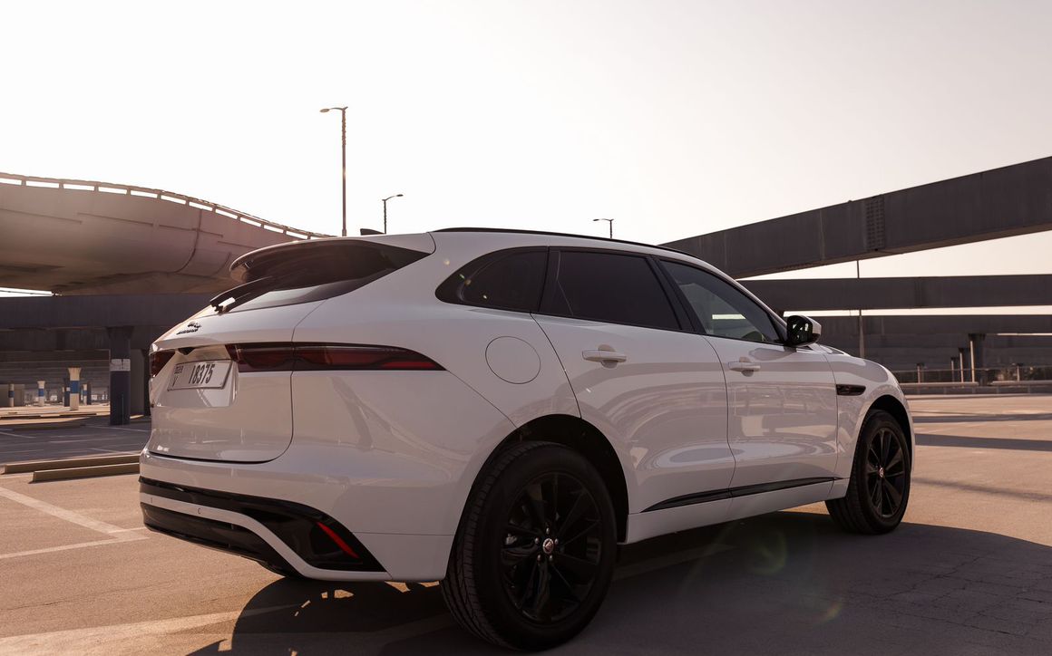 Jaguar F pace 2024 - image 7