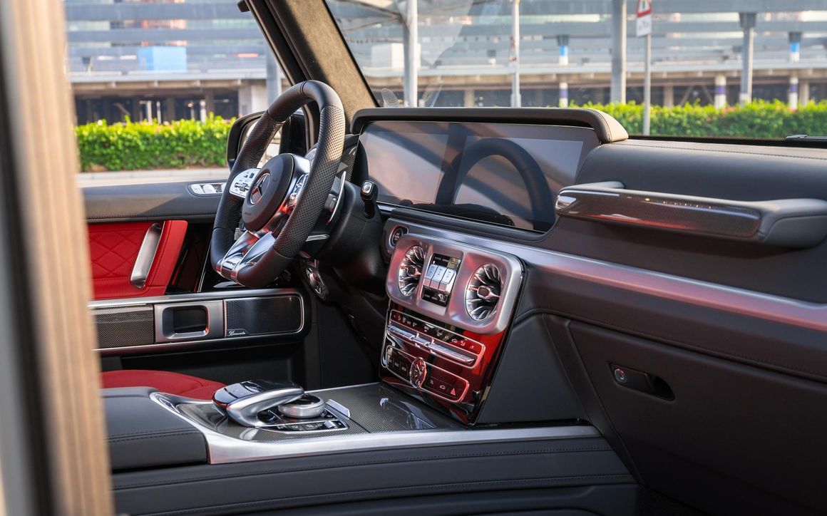 Mercedes G63 - image 25
