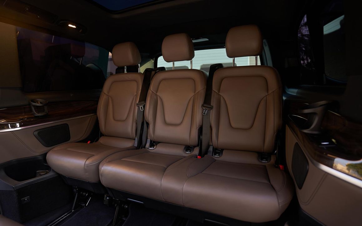 Mercedes-Benz V class - image 8